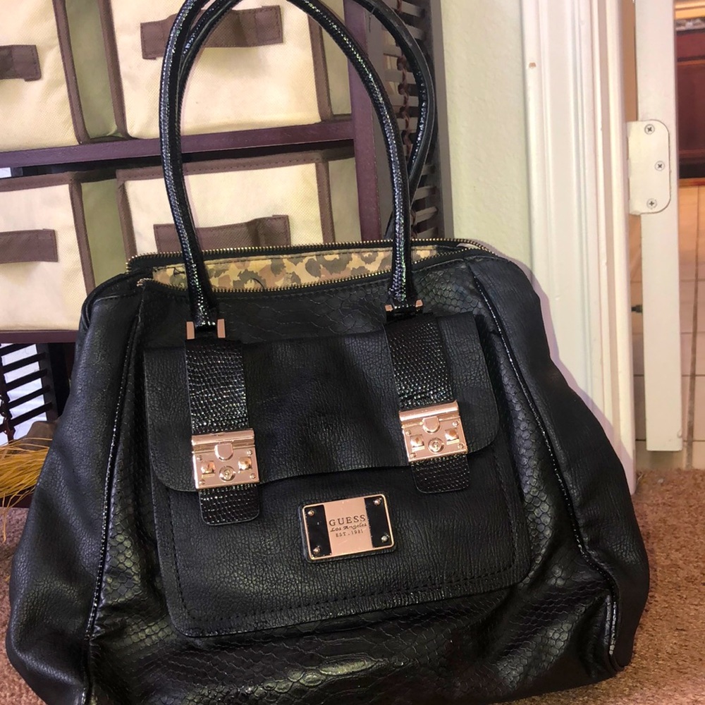 Guess purse